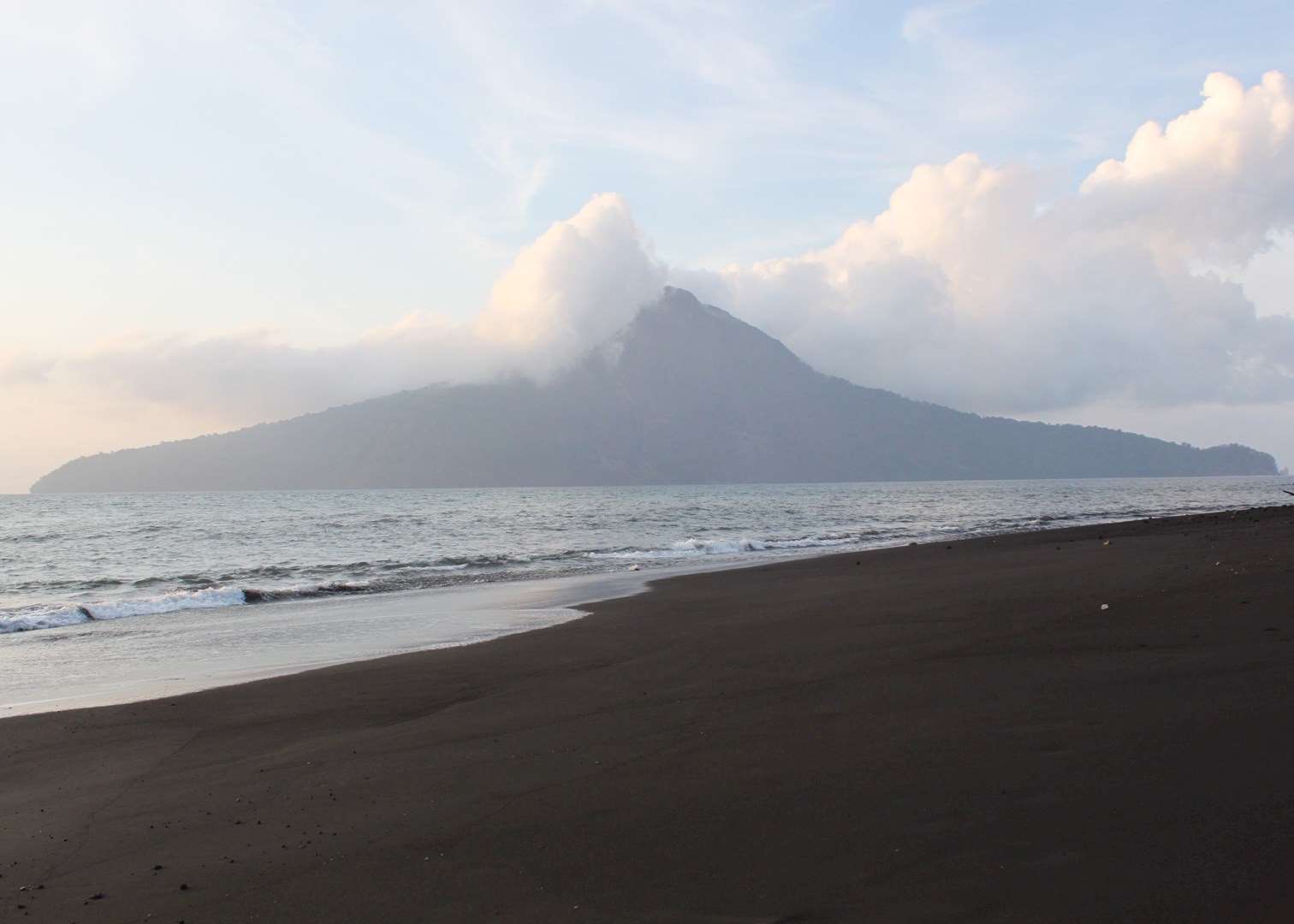 Mount Krakatau, Indonesia Mount Krakatau, Indonesia