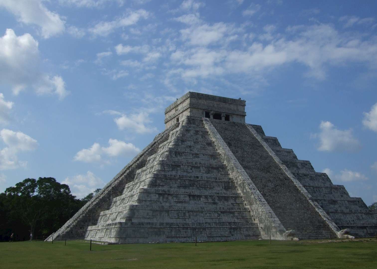 El Castillo, Chichen Itza ruins