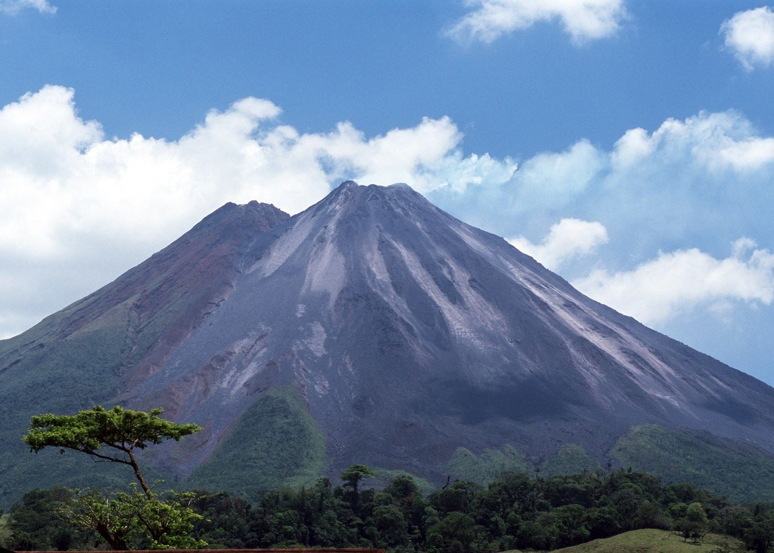 tour arenal volcano