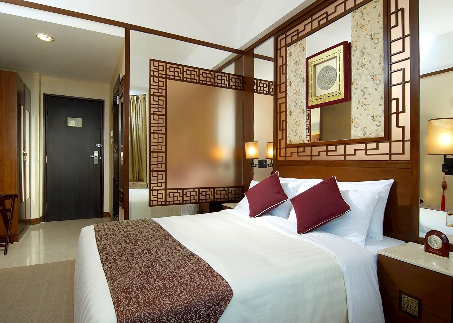 Lan Kwai Fong Hotel | Hotels in Hong Kong | Audley Travel