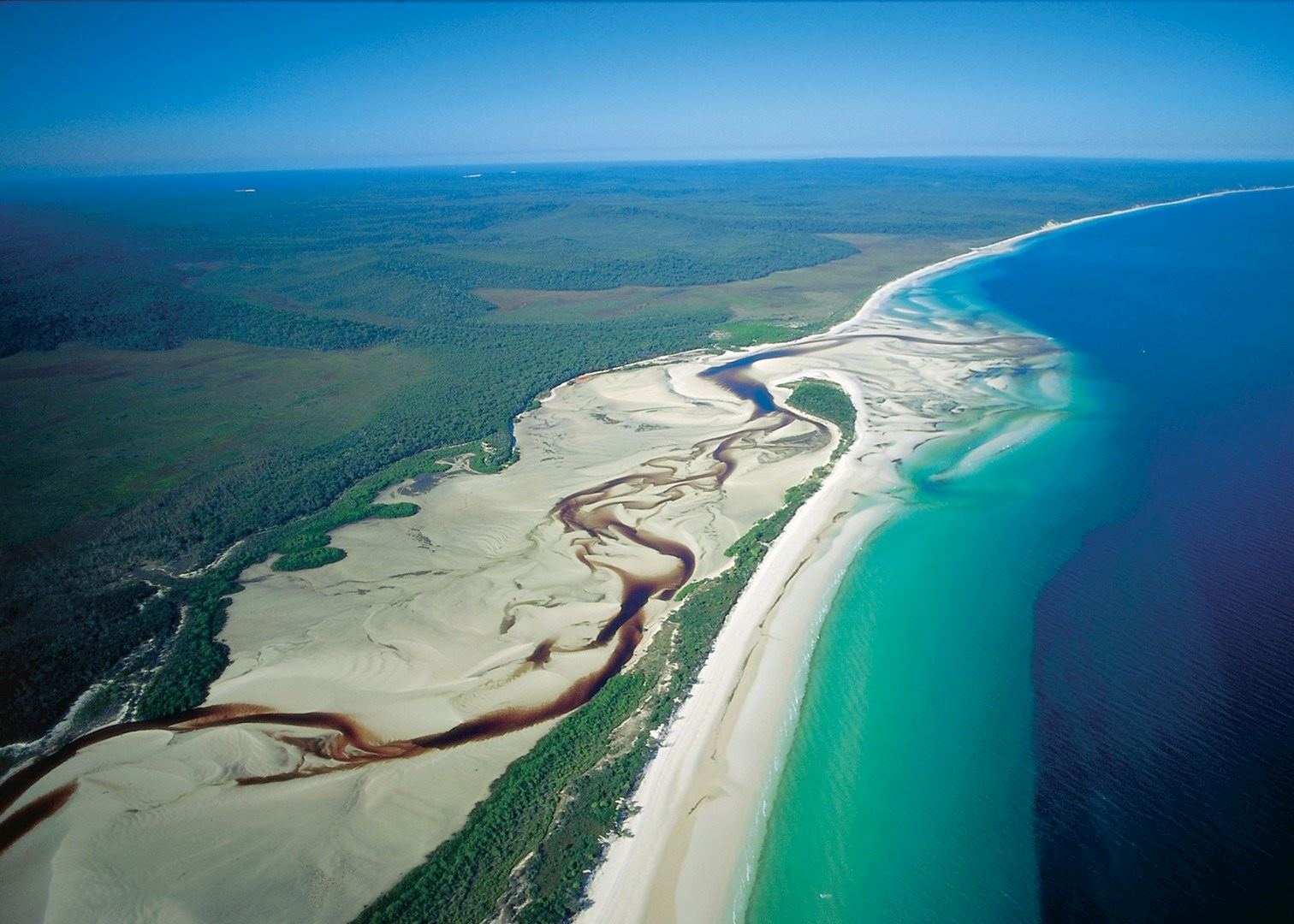 fraser island queensland tourism