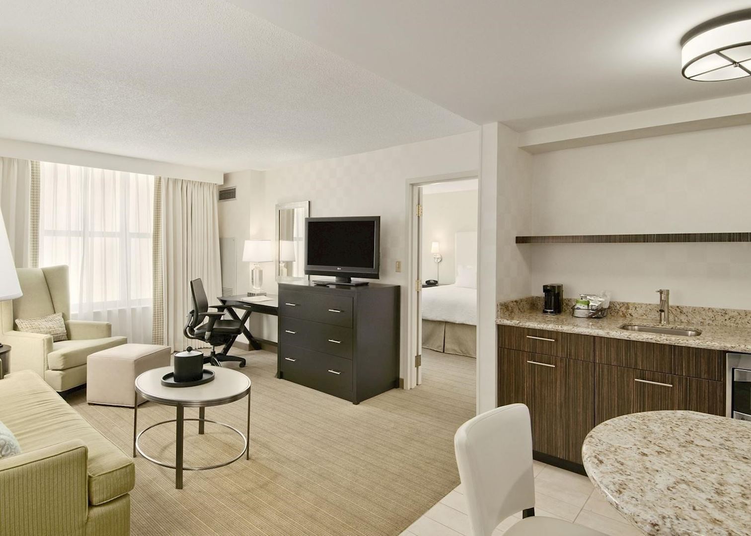 Hampton Inn Amp Suites Chicago Hotels In Chicago Audley