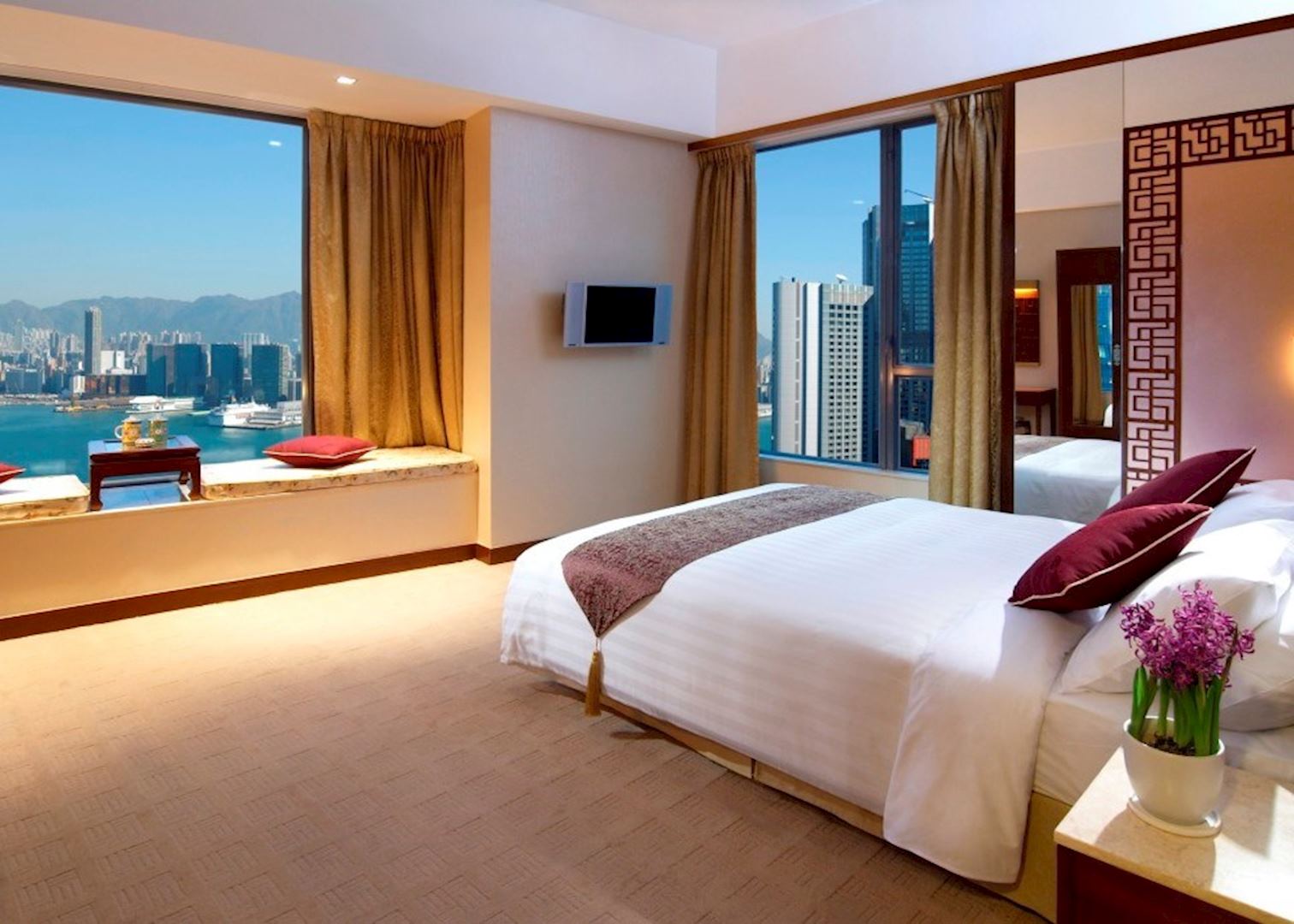 Lan Kwai Fong Hotel | Hotels in Hong Kong | Audley Travel