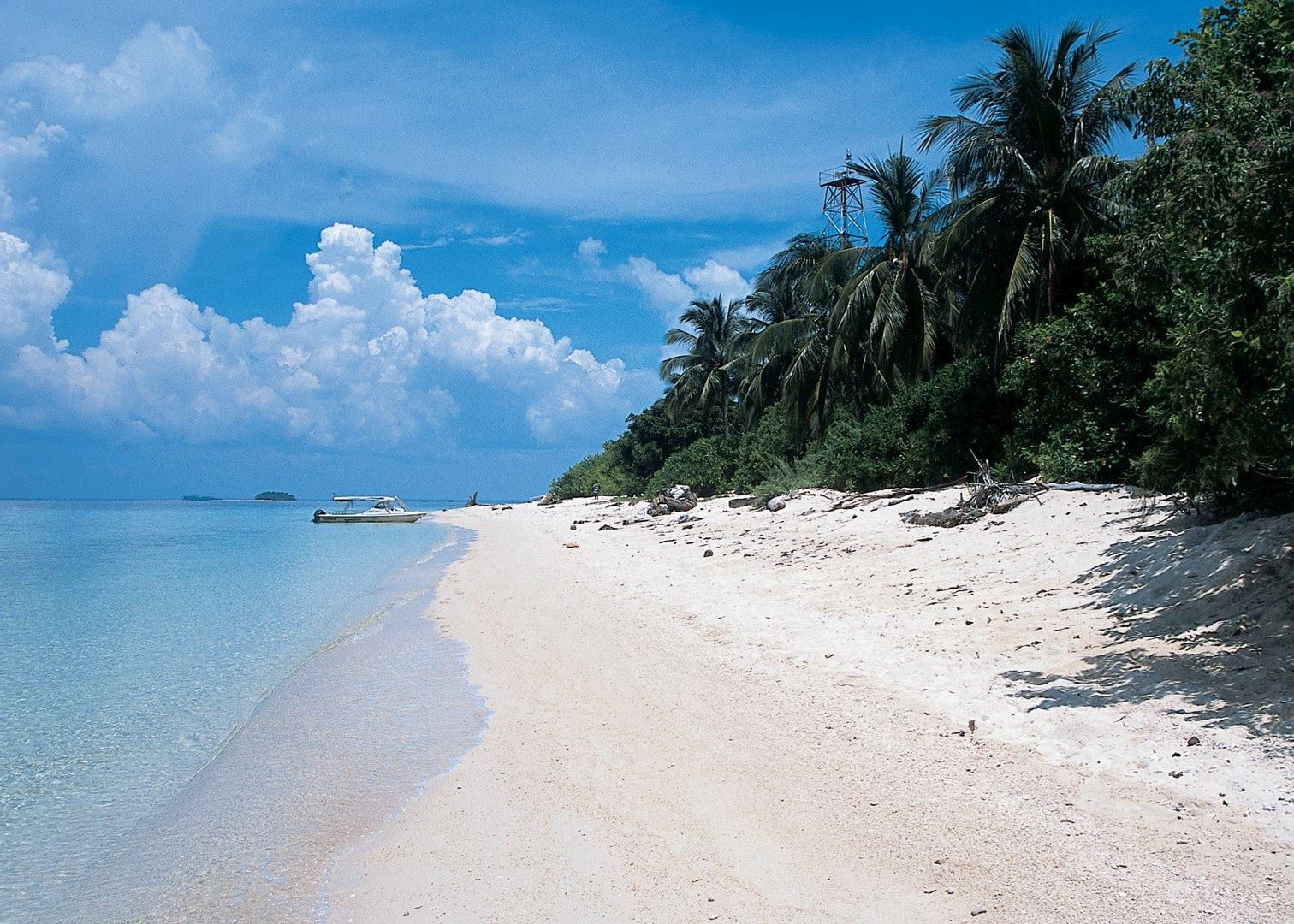 Visit Turtle Island National Park, Borneo | Audley Travel