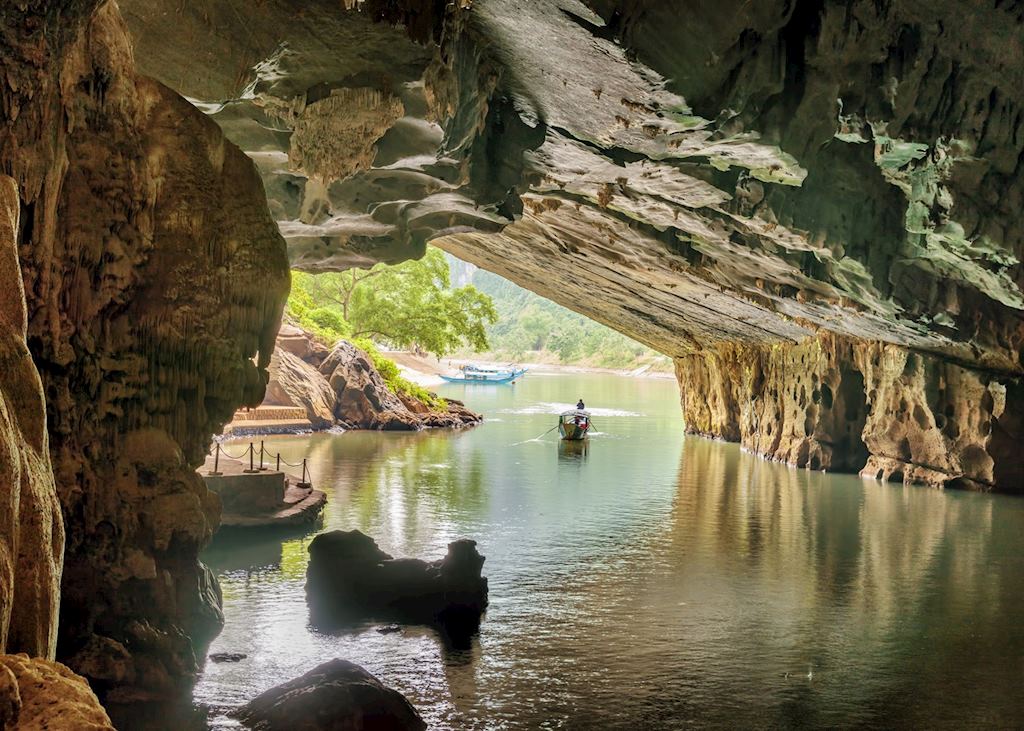 Phong Nha cave 