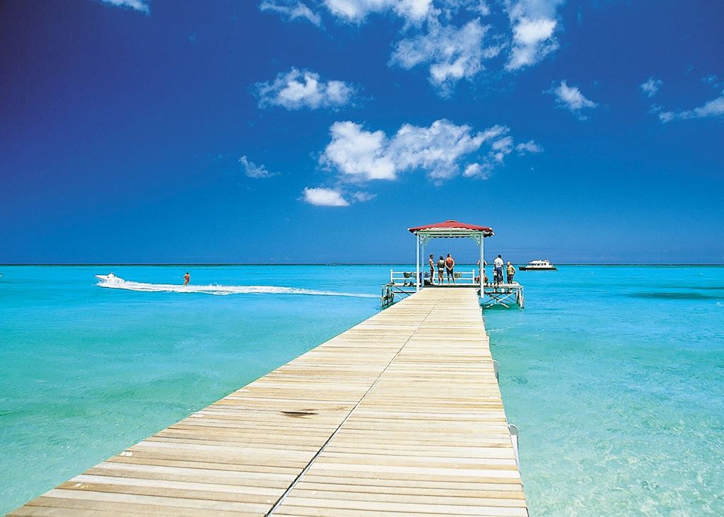 The sea is turquoise in Mauritius