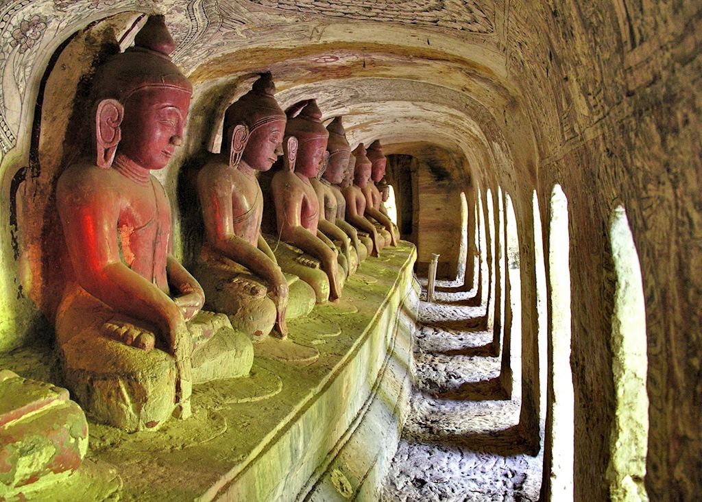 Buddhas at Po Win Hill.