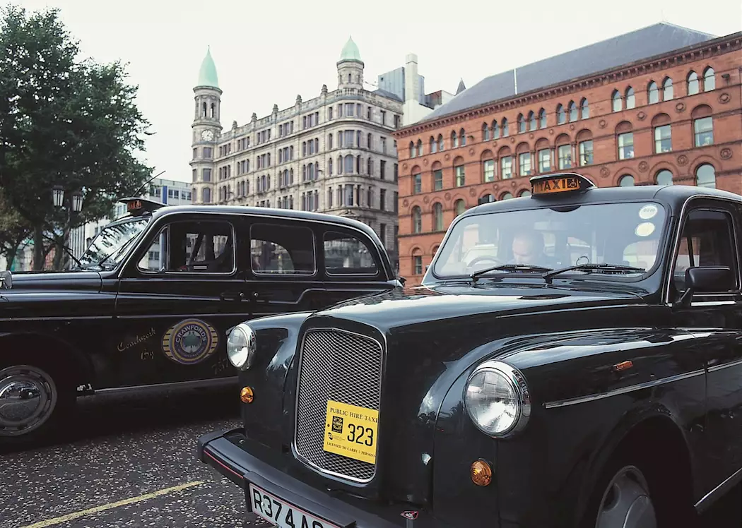 Black cab political tour, Belfast