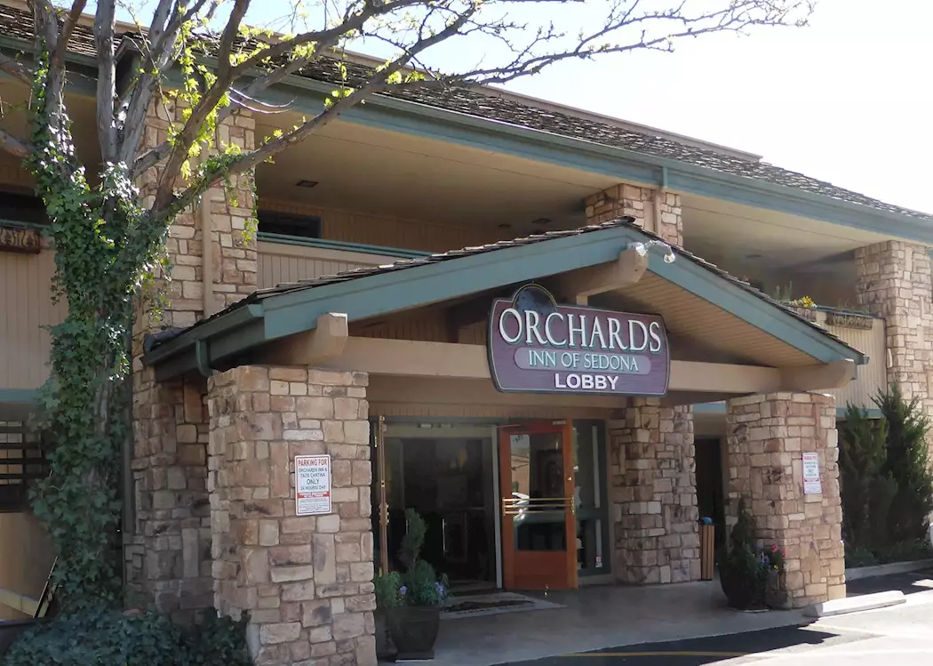 Orchards Inn