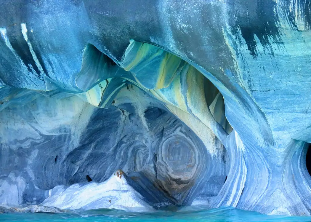 Marble Caves. Lago General Carrera, Aysén