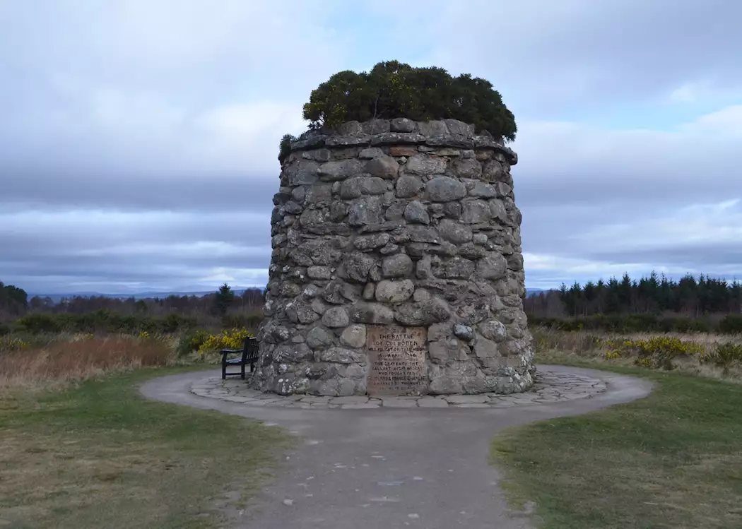 Culloden battlefield, Clava Cairns & Cawdor Castle (half day), Inverness
