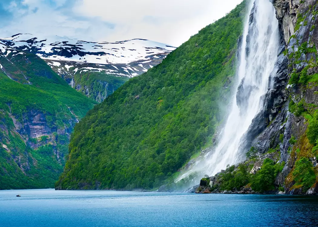 Gjerdefossen waterfall