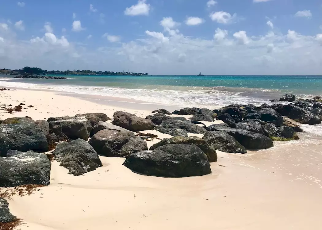 Beach, Oistins