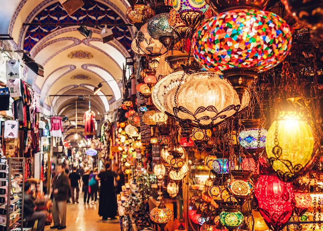 Grand Bazaar, A First Timer's Guide to Istanbul, Turkey