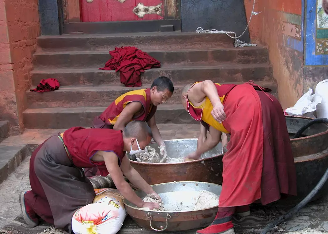 Monks at Tashilhunpo Monastery