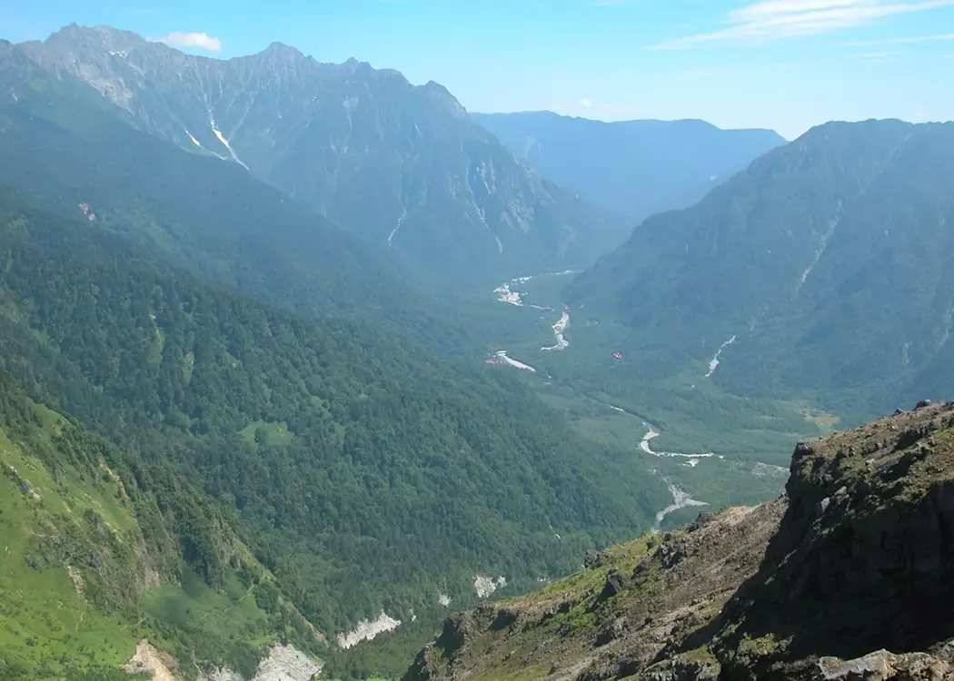 Hiking in the Northern Alps, Japan | Audley Travel US, image size:1050x750