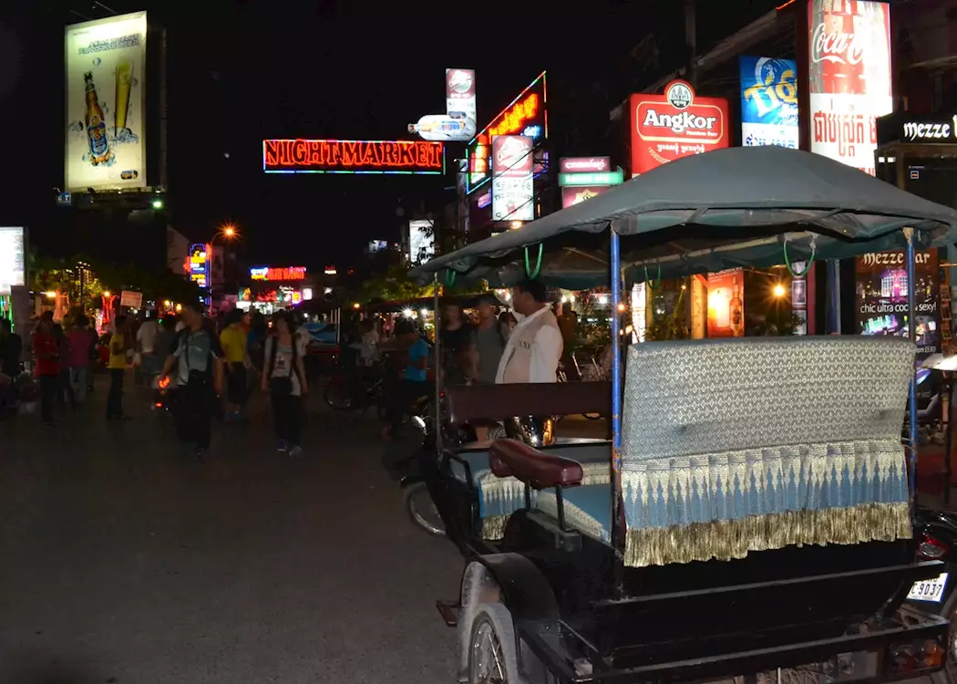 The atmospheric streets of Siem Reap at night