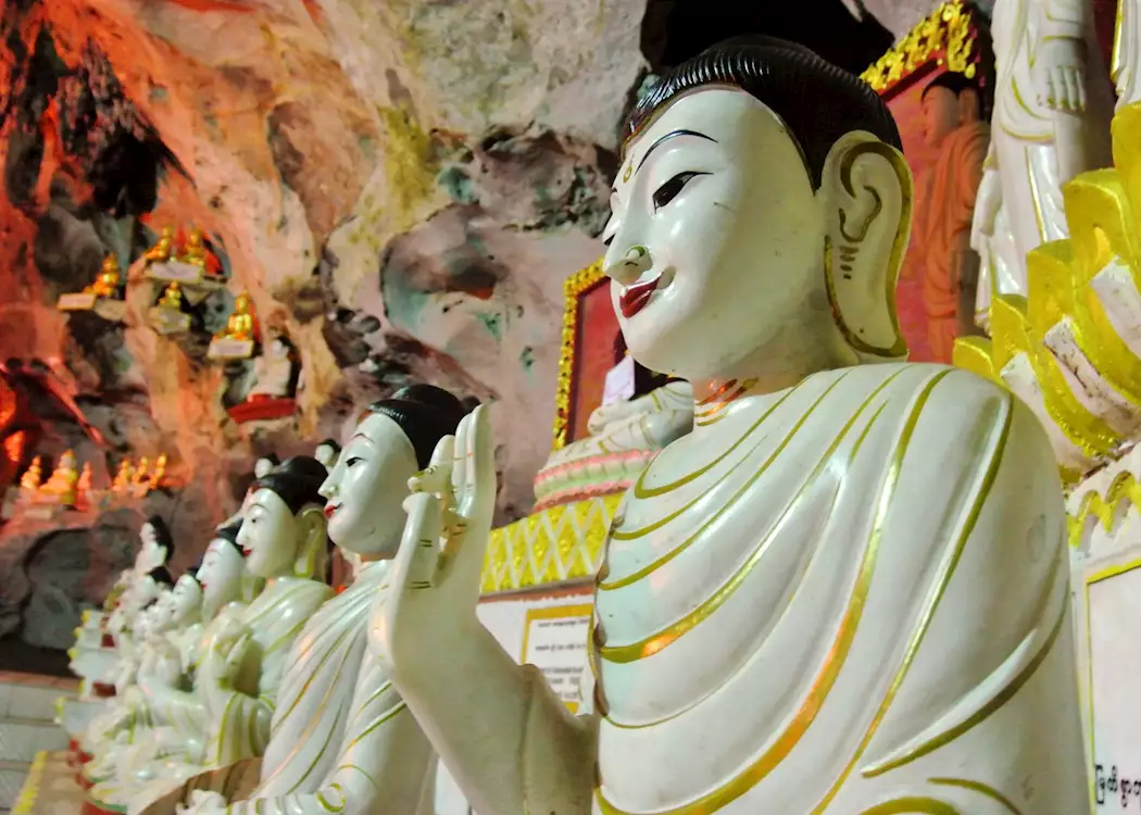 Buddha images at the Shwe Oo Min Caves, Pindaya, Myanmar