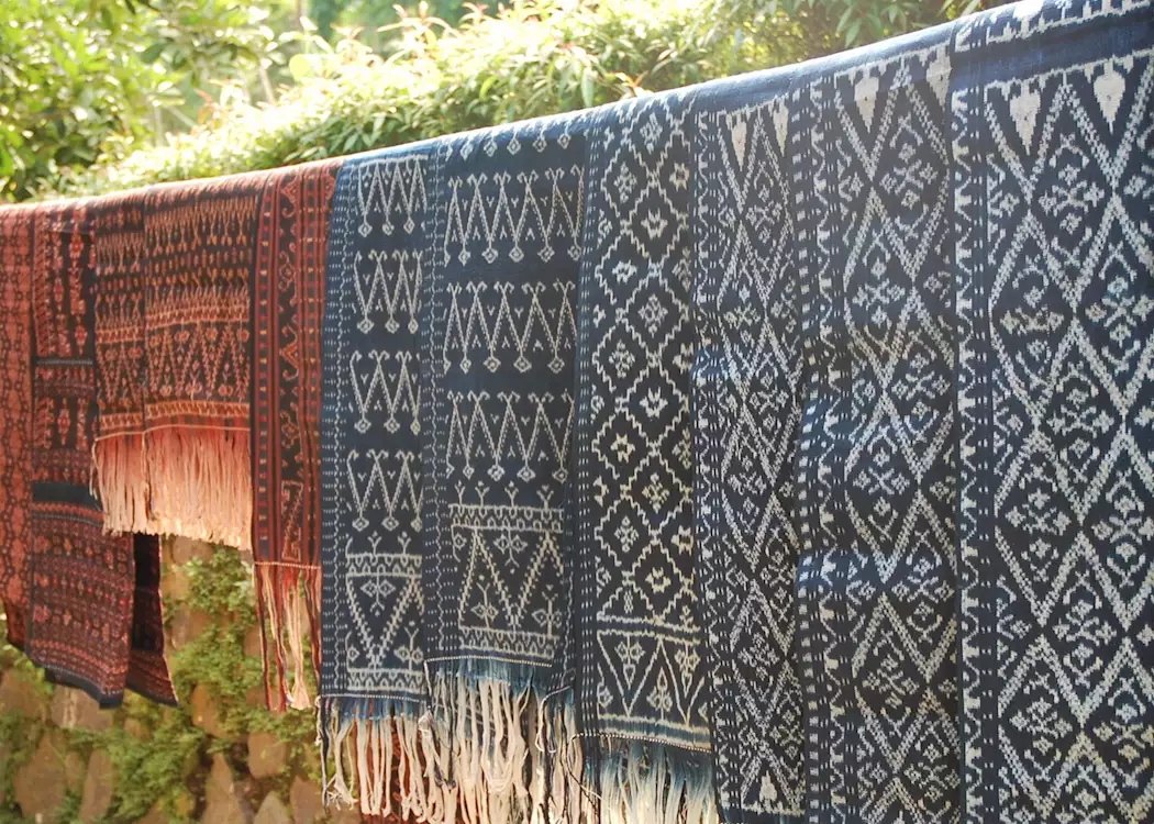 Ikat weaving, Ndona near Ende