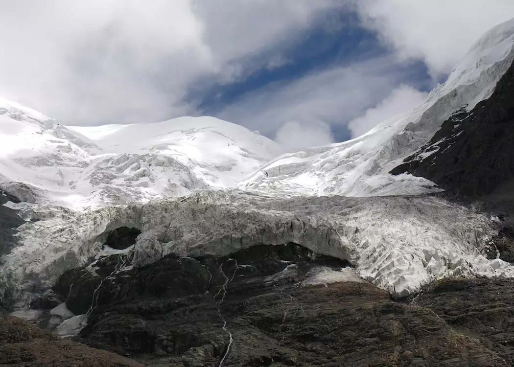 Glaciers on-route to Gyantse, Tsetang