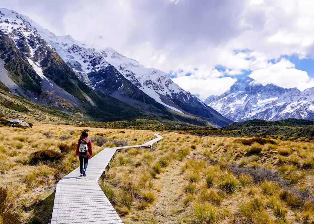 Walking in the Mount Cook National Park