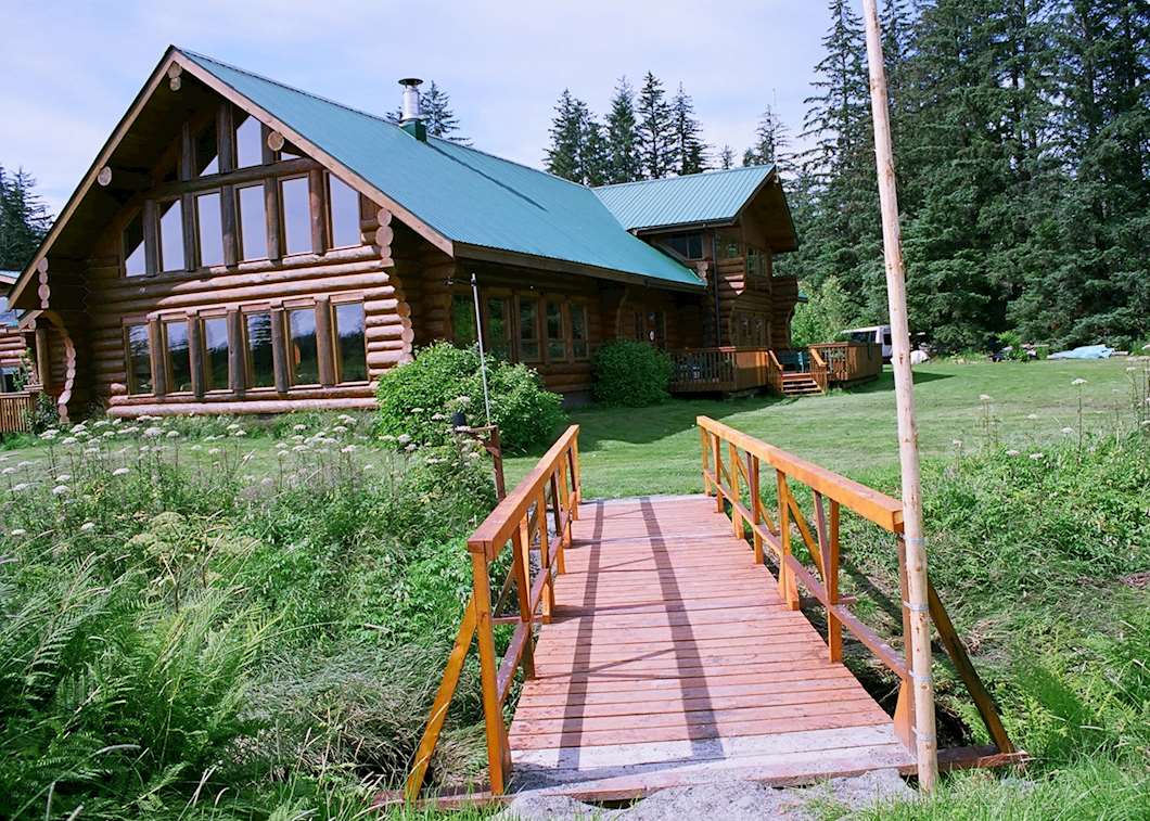 Bear Track Inn Hotels in Gustavus Audley Travel UK