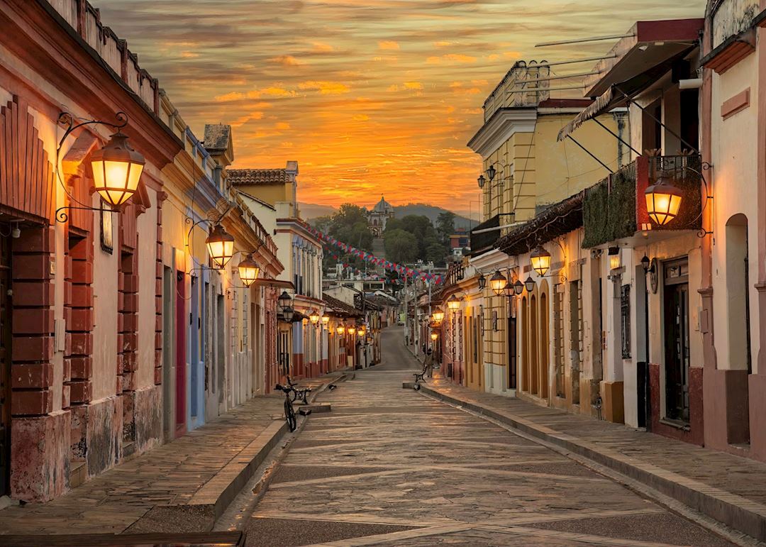 Street at dusk in San Cristóbal de las Casas