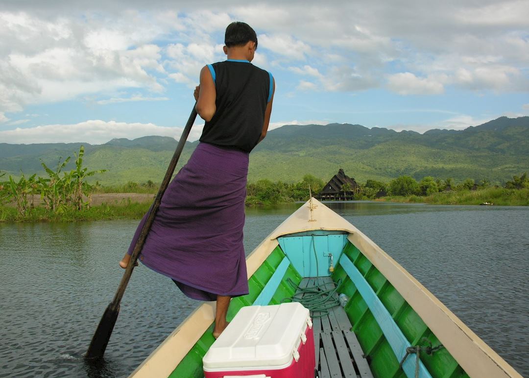 Leg rower at Inle Lake