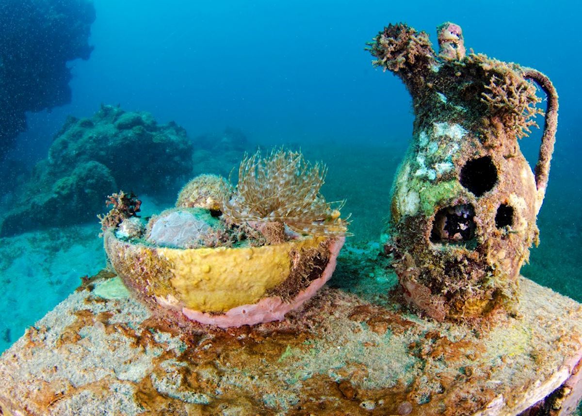 Underwater sculpture park, Grenada