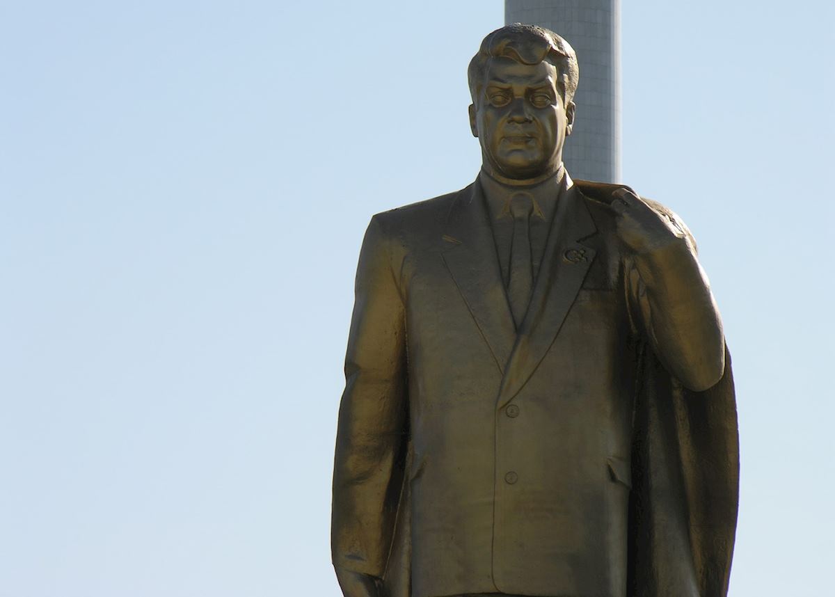 Statue of Turkmenbashi, Ashgabat