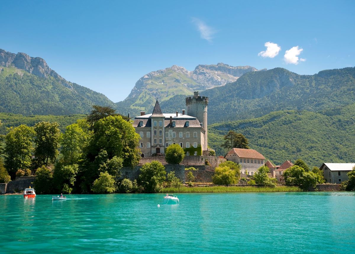 Views of Duingt from the lake
