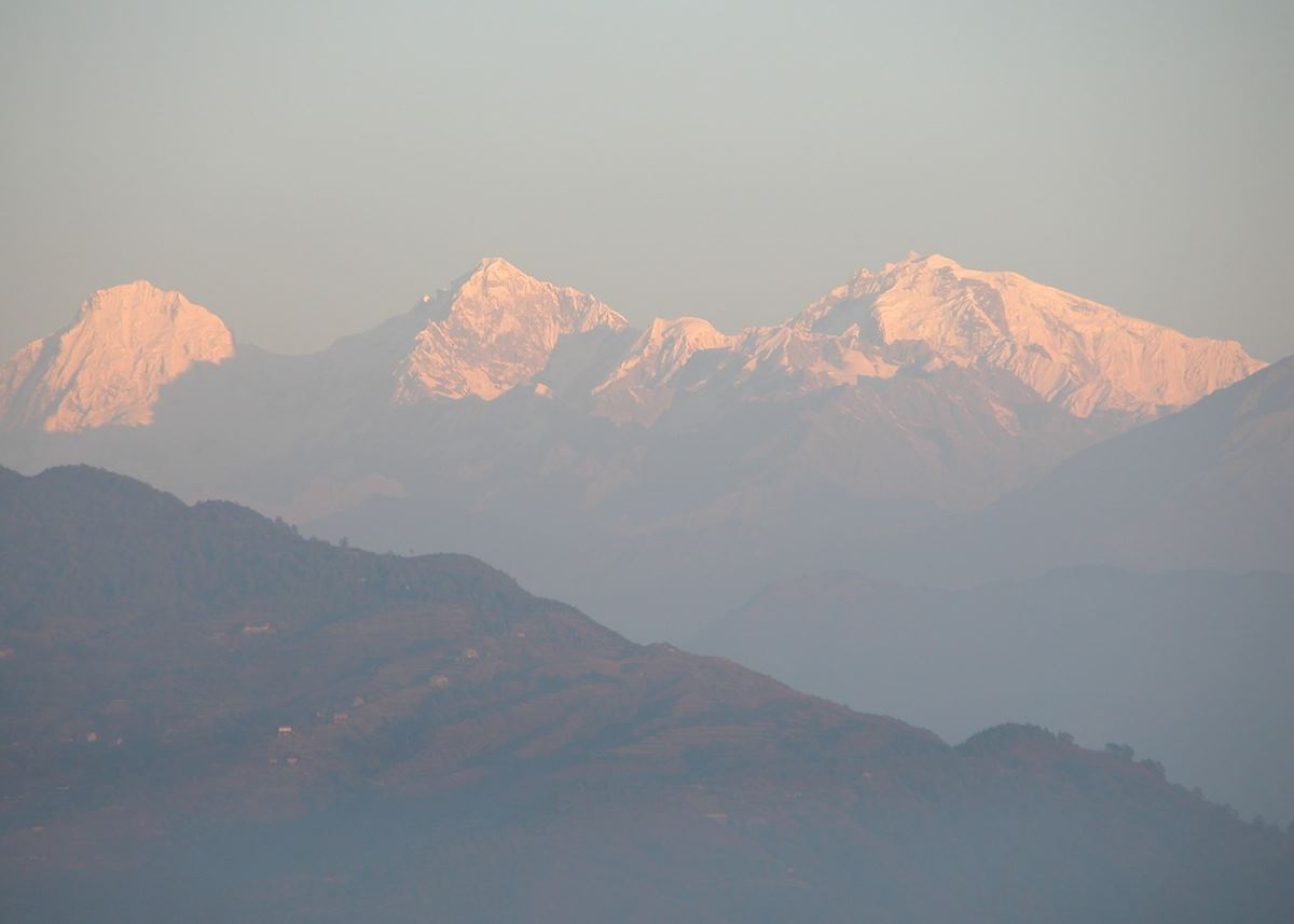 Sunrise over the Himalayas, from Nagarkot Sunrise over the Himalayas, from Nagarkot