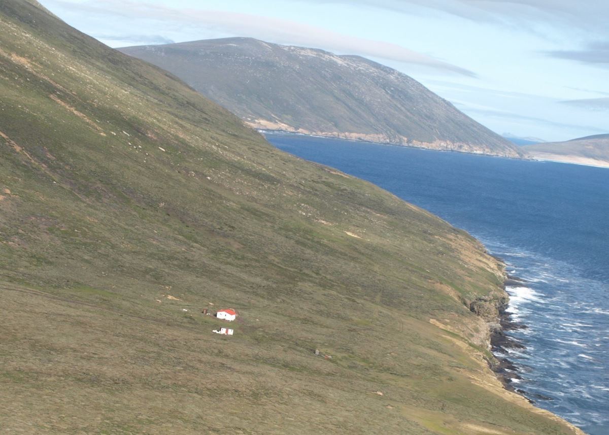 Rookery Lodge (self-catering), Saunders Island Rookery Lodge (self-catering), Saunders Island