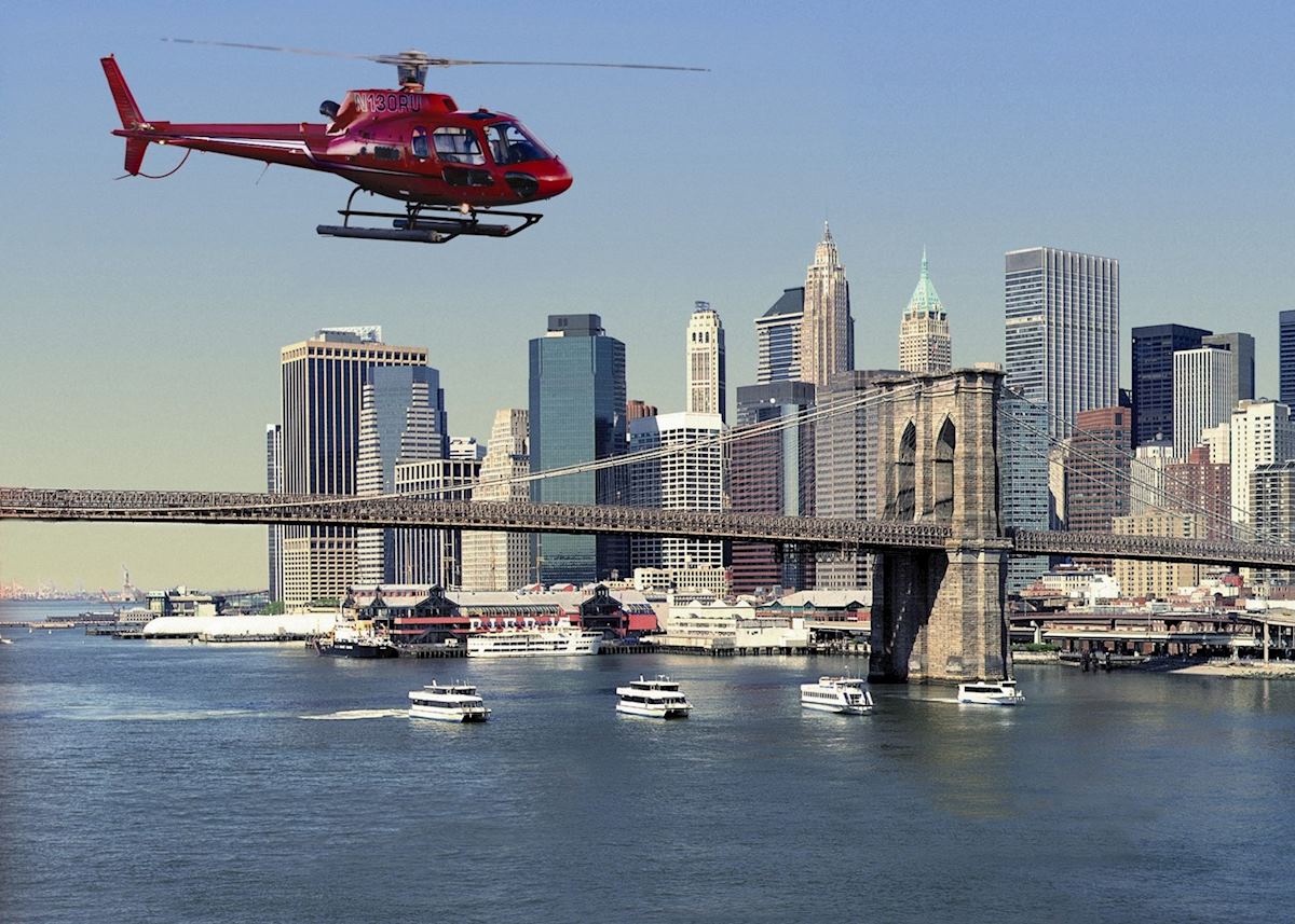 Discovering New York City by helicopter Discovering New York City by helicopter