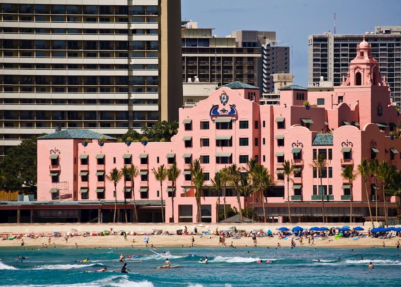 royal-hawaiian-hotel-hawaii-hotels-audley-travel-uk