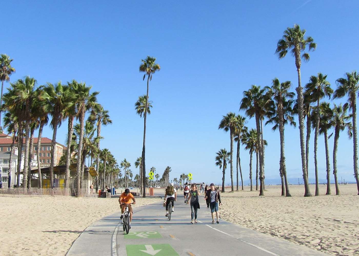 santa monica beach tour