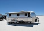 Deluxe Airstream Camper, Jirira