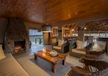 Arathusa Safari Lodge, lounge area