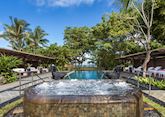 The spa's pool and jacuzzi, Shanti Maurice Resort & Spa