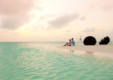 Sundowner on the sandbank, Baros Maldives, Maldive Island