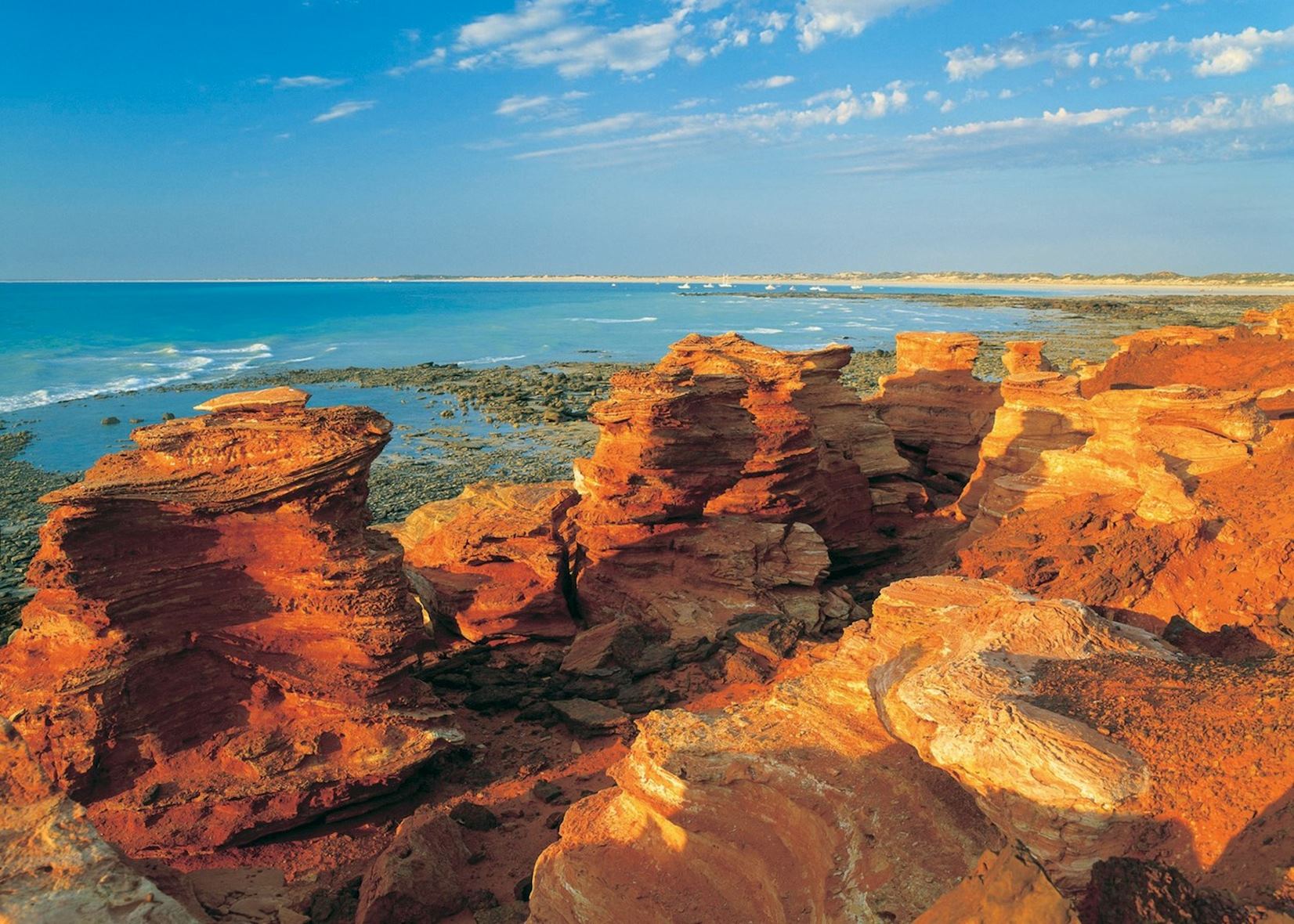 travel to broome from melbourne