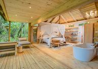 Summerfields Rose Retreat & Spa, Forest Room