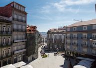 Maison Particulière, Porto