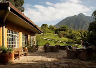 Sabyinyo Silverback Lodge