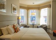 King room at Newbury Guest House