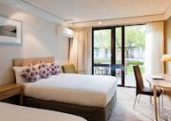 Standard Twin Room at the Novotel Queenstown