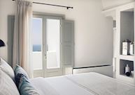 Selini Luxury Sunset Villa, Santo Maris Luxury Suites and Spa