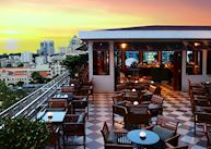 Rooftop bar, Caravelle