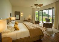 Room, Puerto Valle