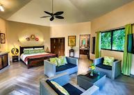 Guest room, Boquete Garden Inn
